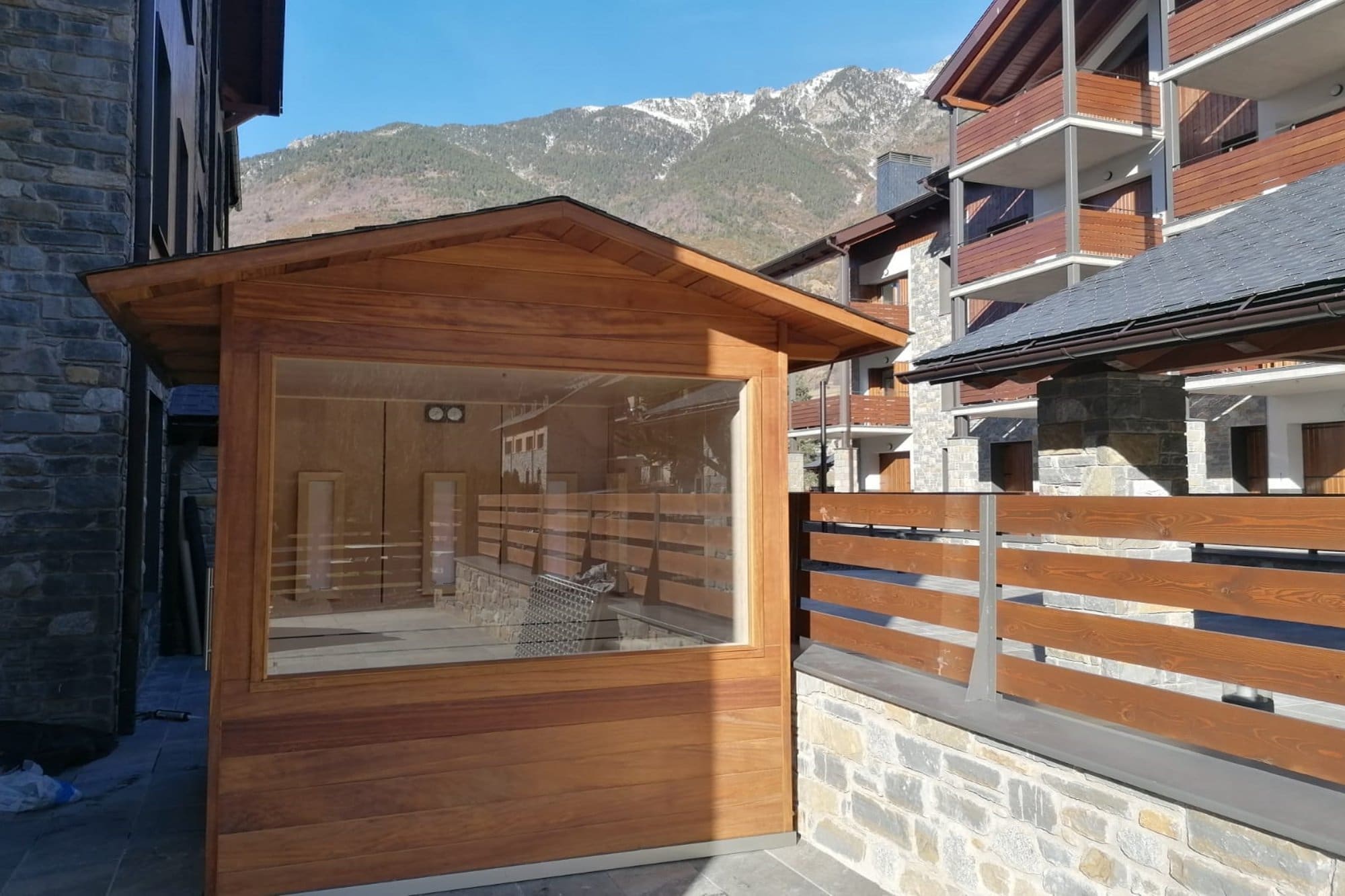 Sauna de doble pendiente