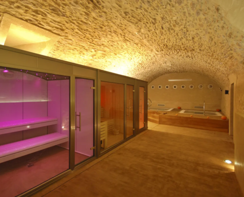 alt="Sauna Girona en Hotel Molí del Mig equipada por Inbeca"