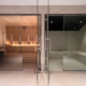 Sauna con Infrarrojos Inbeca en nuestra solución Wellhome para el hogar acompañada de un baño de vapor.