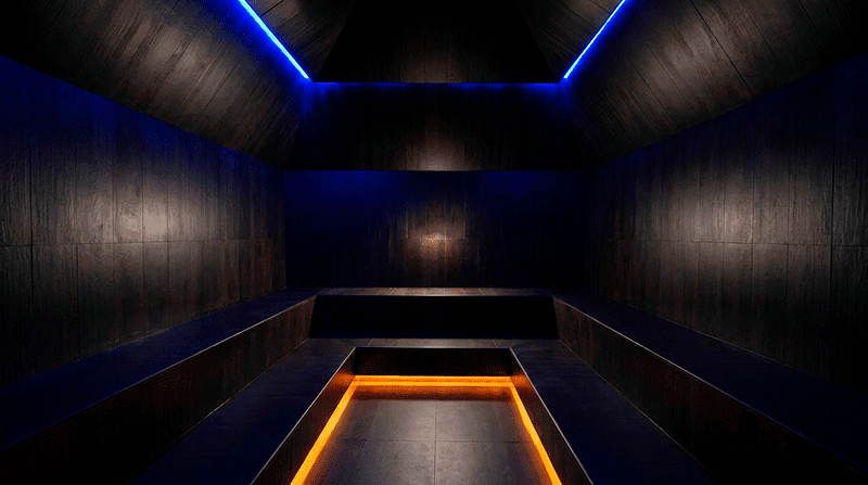 Baño turco o hammam para circuito wellness con ducha escocesa